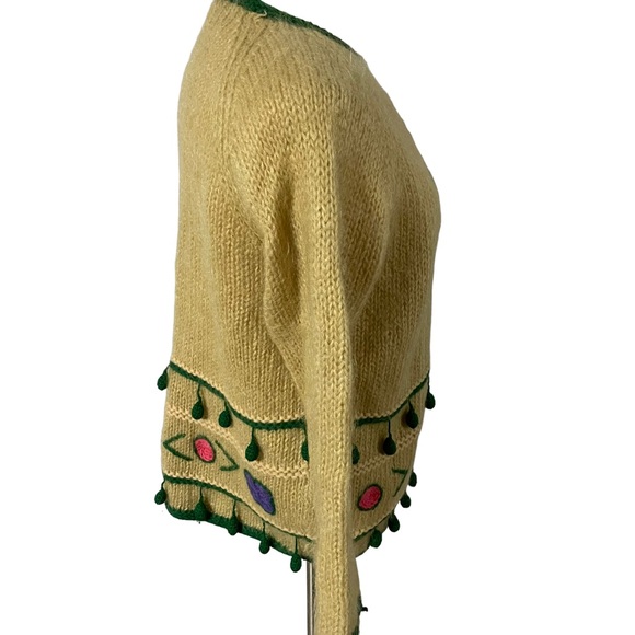 60s/70s Vintage Wool Blend Floral & Pom Pom Cardigan - Picture 2 of 8